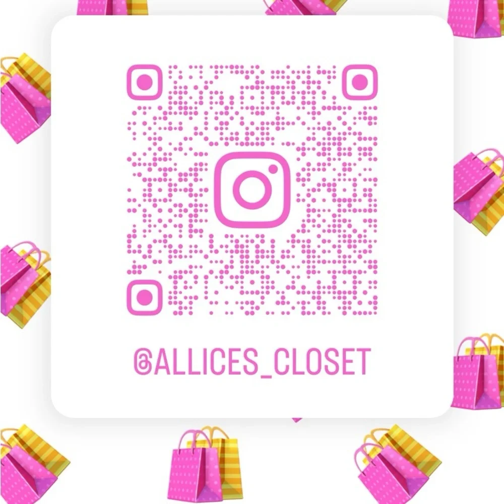 @AllicesCloset is Live! Shows Wednesday & Sunday.‎ Thrifted and Curated by me.